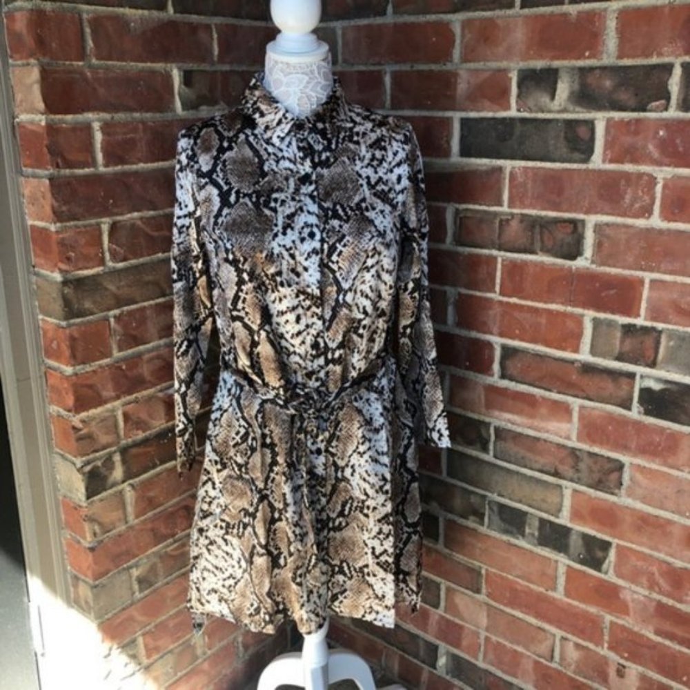 Davi & Dani Animal Python Print Shirt Dress - Picture 5 of 11